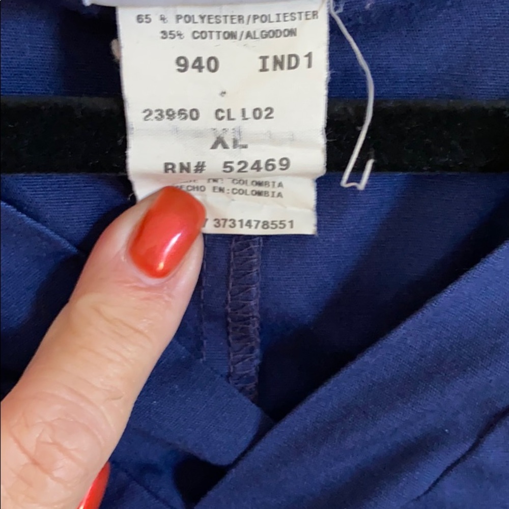 Simply basic scrub top. - Picture 3 of 4
